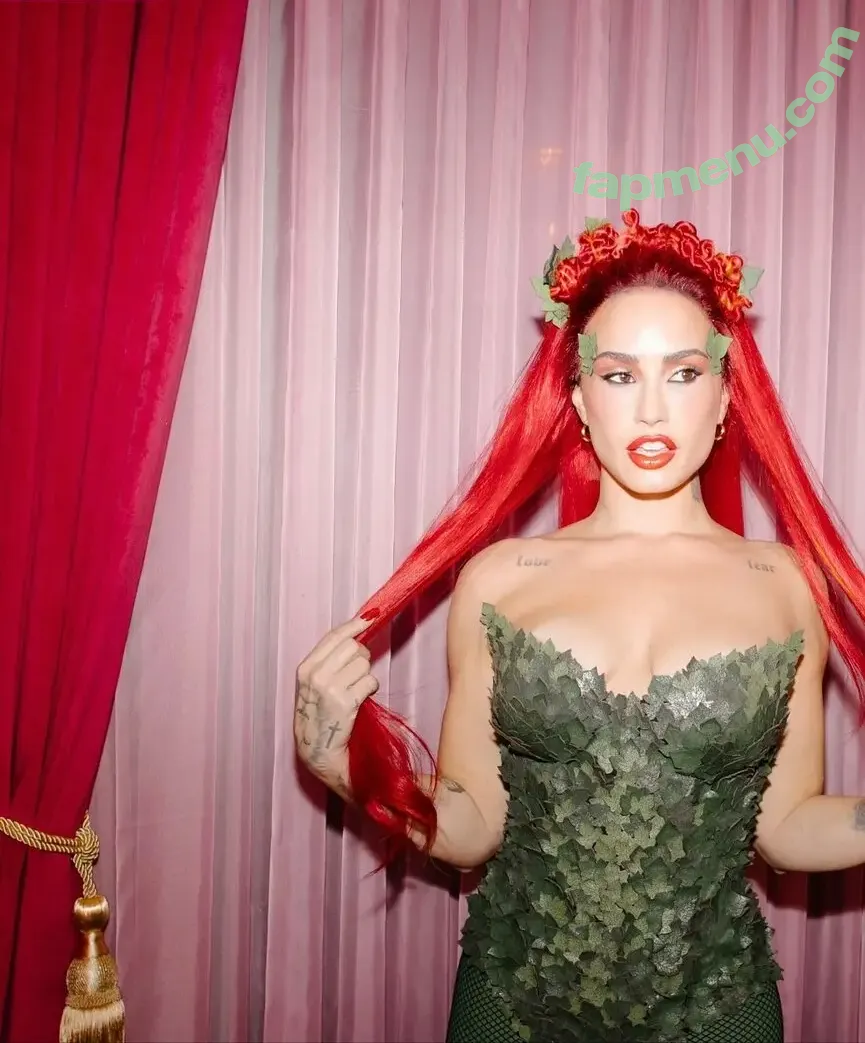 Demi Lovato nude photo #1202 (ddlovato)