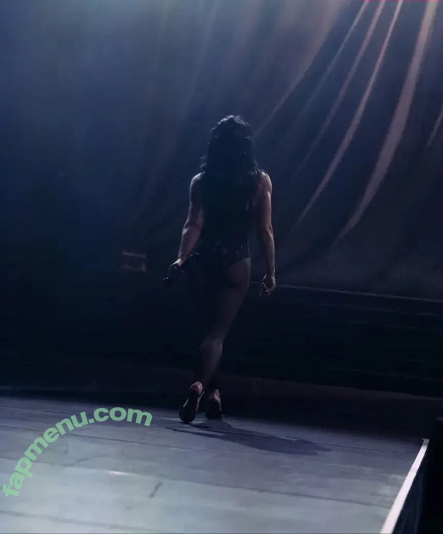 Demi Lovato nude photo #1204 (ddlovato)