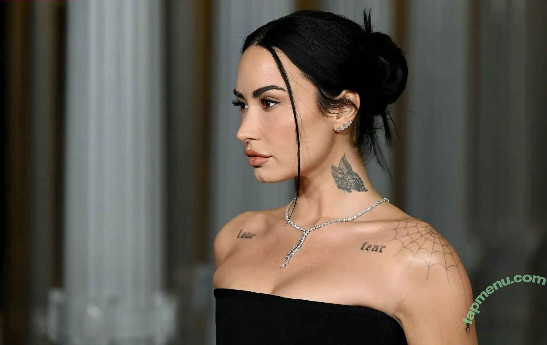 Demi Lovato nude photo #1234 (ddlovato)