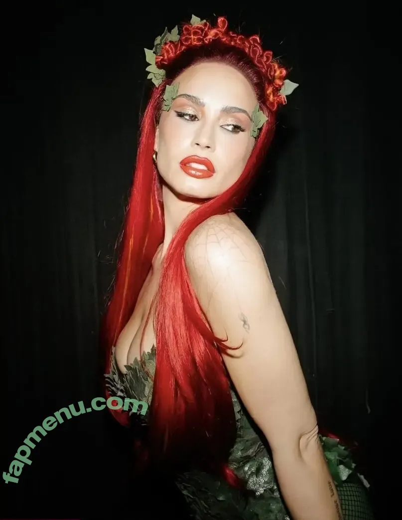 Demi Lovato nude photo #1243 (ddlovato)