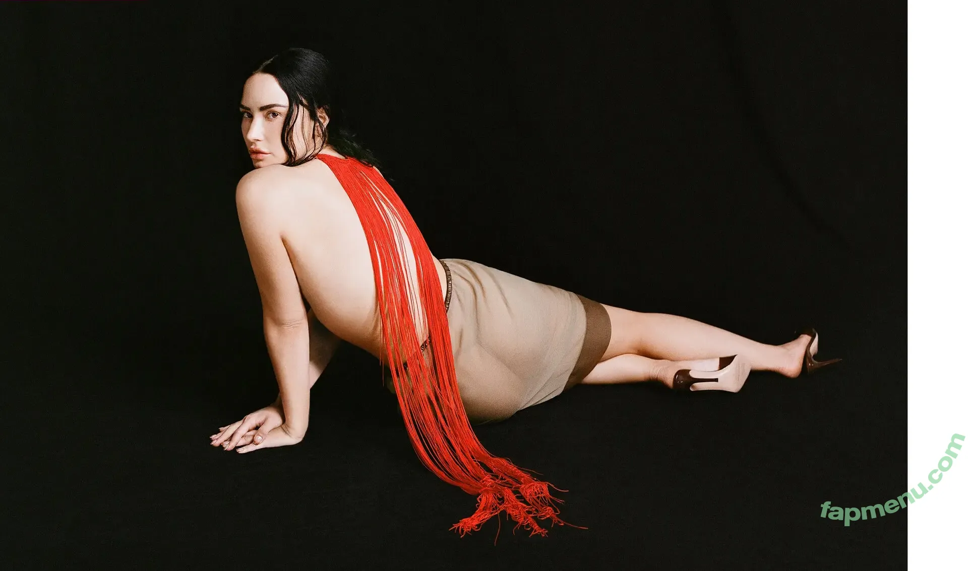 Demi Lovato nude photo #1254 (ddlovato)