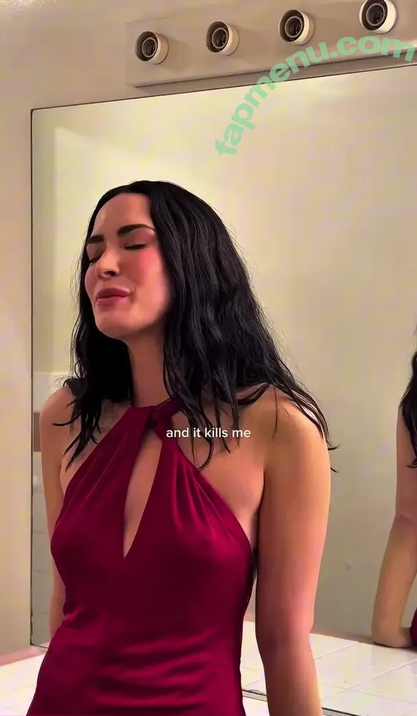 Demi Lovato nude photo #1257 (ddlovato)