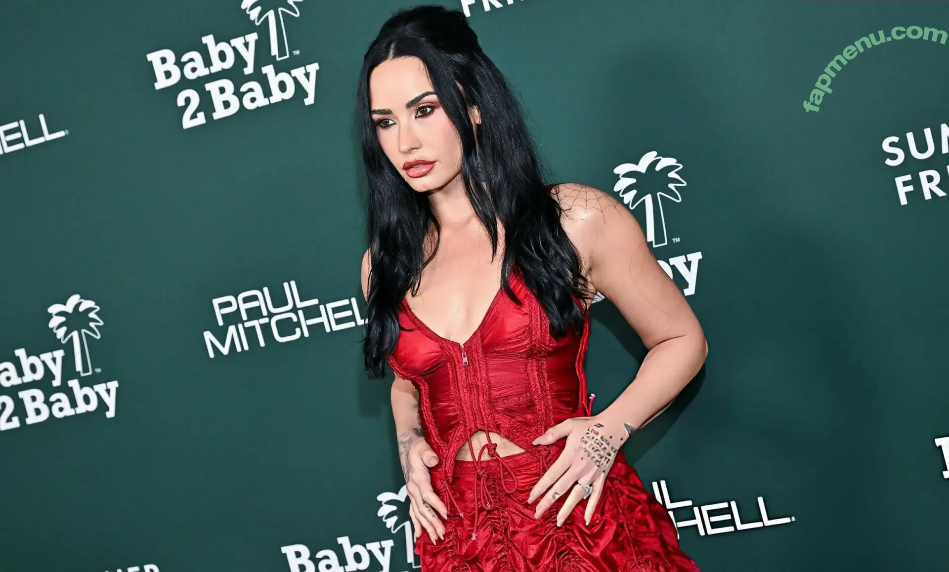 Demi Lovato nude photo #1277 (ddlovato)