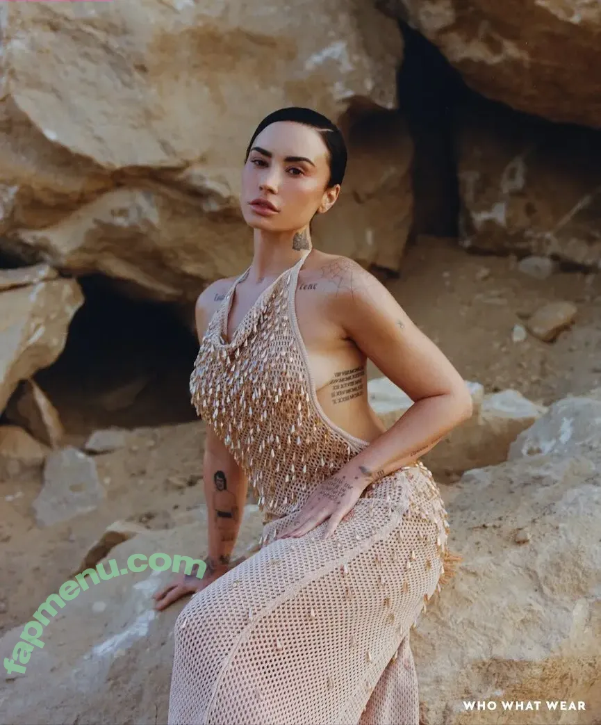Demi Lovato nude photo #1300 (ddlovato)