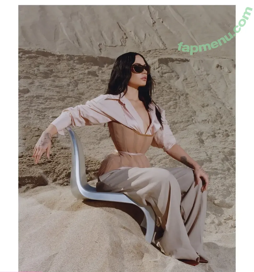 Demi Lovato nude photo #1303 (ddlovato)