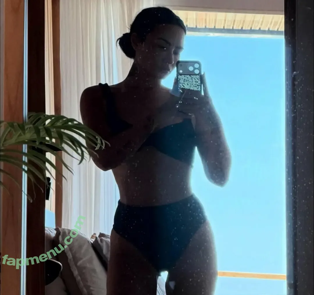 Demi Lovato nude photo #1322 (ddlovato)