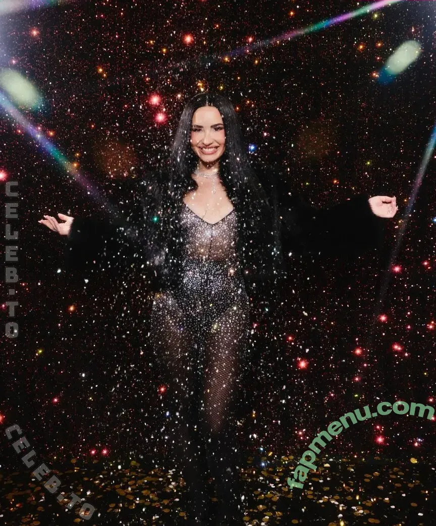 Demi Lovato nude photo #1434 (ddlovato)