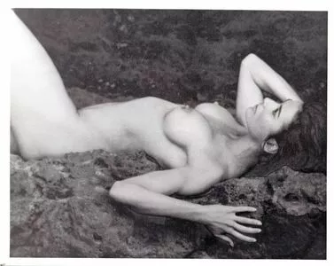 Demi Moore / demimoore / justdemi / kyliedemi nude photo #0091