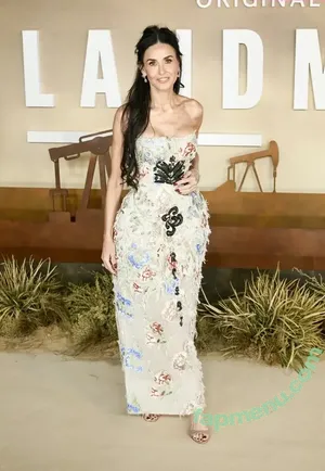 Demi Moore / demimoore / justdemi / kyliedemi nude photo #0969