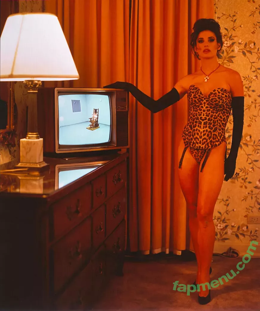 Demi Moore nude photo #0078 (demimoore / justdemi / kyliedemi)