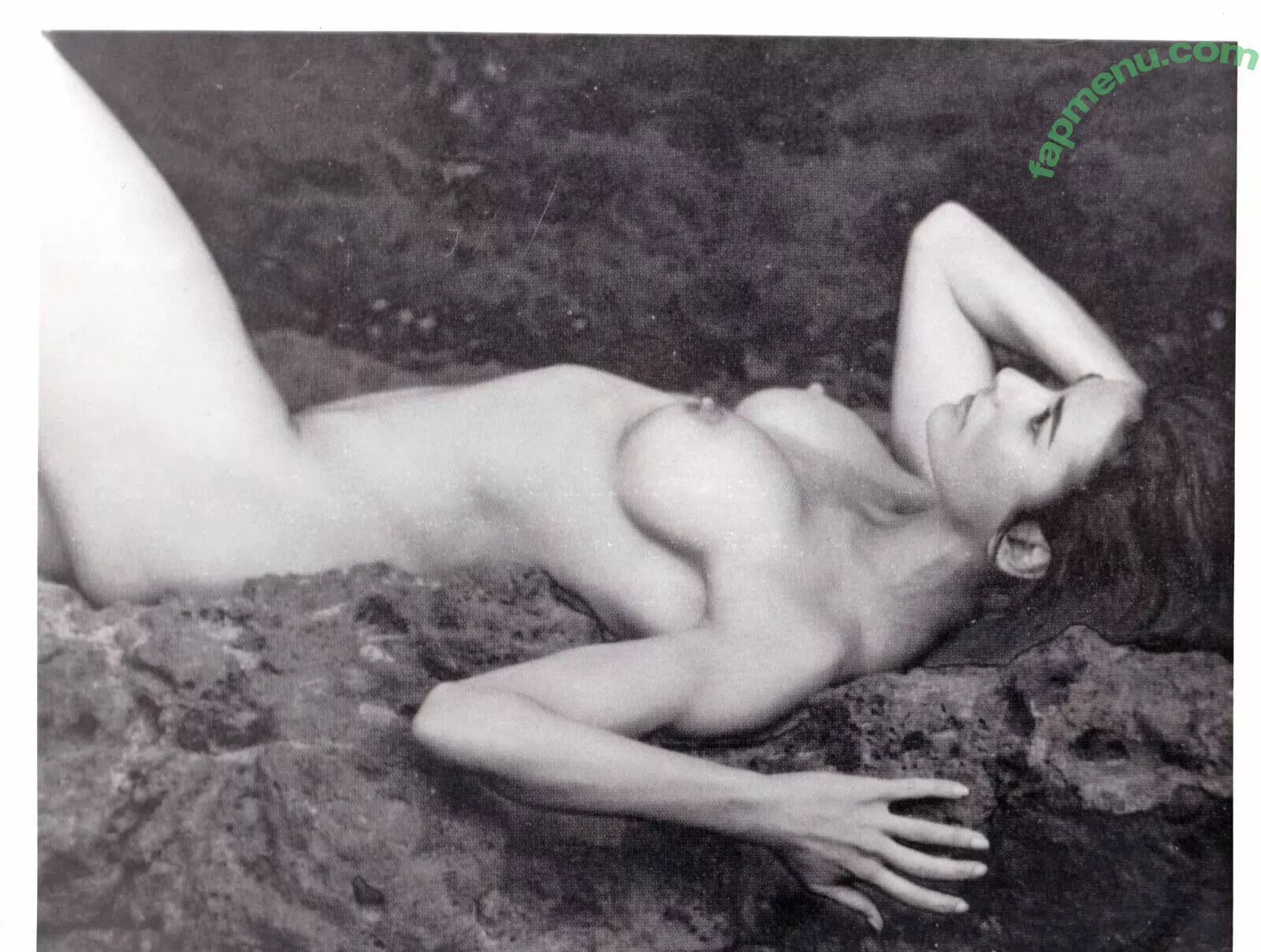 Demi Moore nude photo #0091 (demimoore / justdemi / kyliedemi)