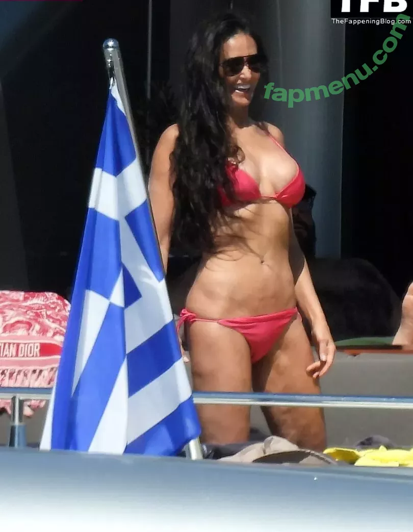 Demi Moore nude photo #0129 (demimoore / justdemi / kyliedemi)