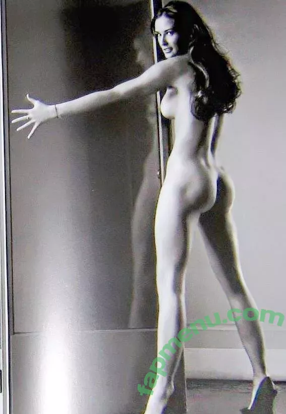 Demi Moore nude photo #0225 (demimoore / justdemi / kyliedemi)