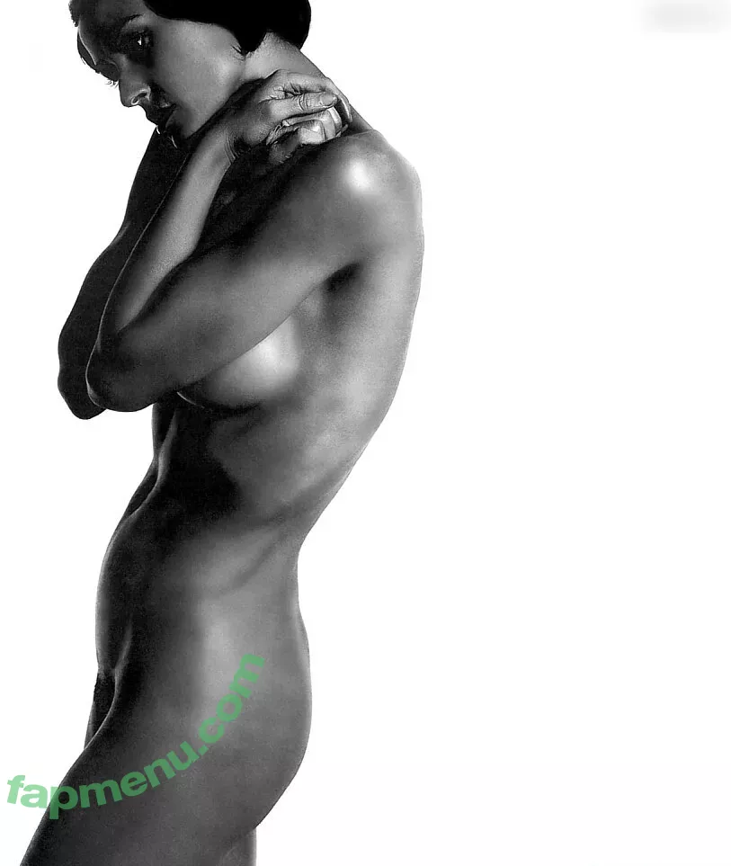 Demi Moore nude photo #0290 (demimoore / justdemi / kyliedemi)