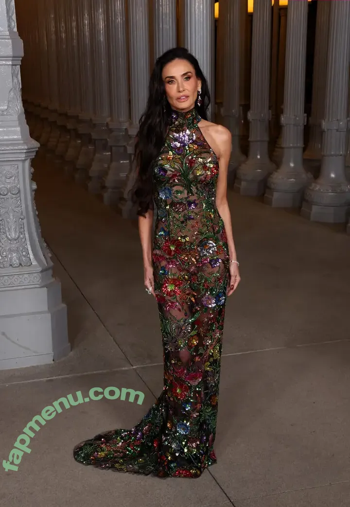 Demi Moore nude photo #0852 (demimoore / justdemi / kyliedemi)