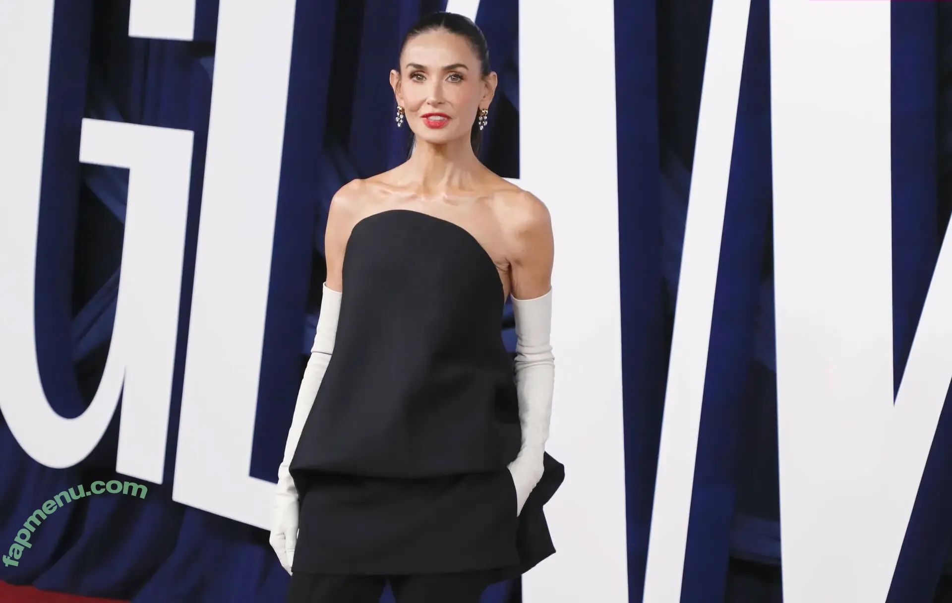 Demi Moore nude photo #0877 (demimoore / justdemi / kyliedemi)