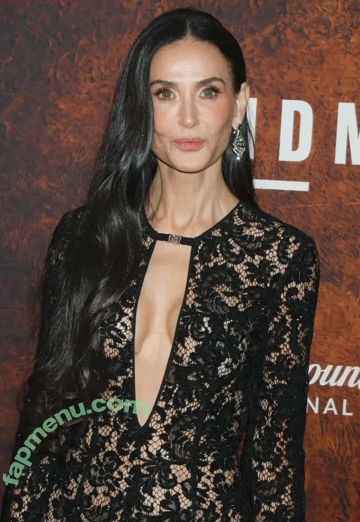Demi Moore nude photo #0911 (demimoore / justdemi / kyliedemi)