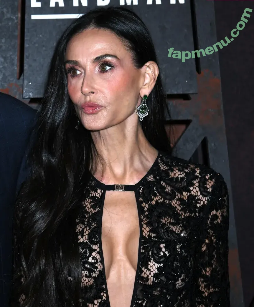 Demi Moore nude photo #0929 (demimoore / justdemi / kyliedemi)