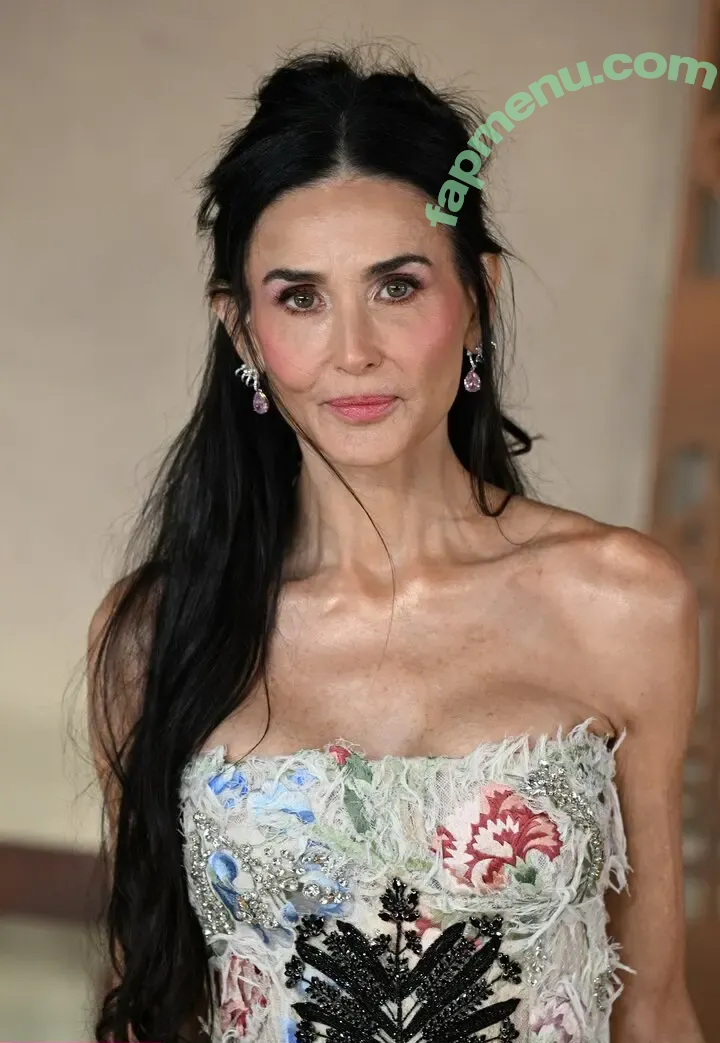 Demi Moore nude photo #0953 (demimoore / justdemi / kyliedemi)