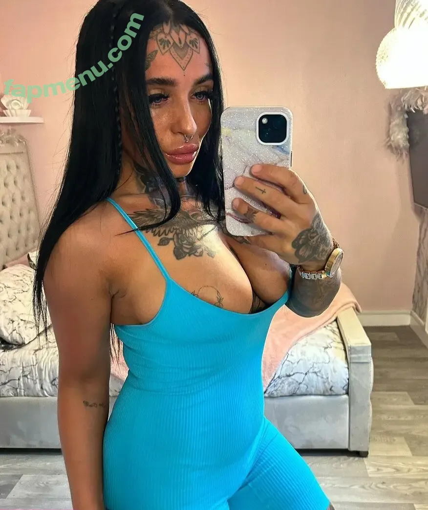 demi.oshea nude photo #0001 (Demi Oshea)