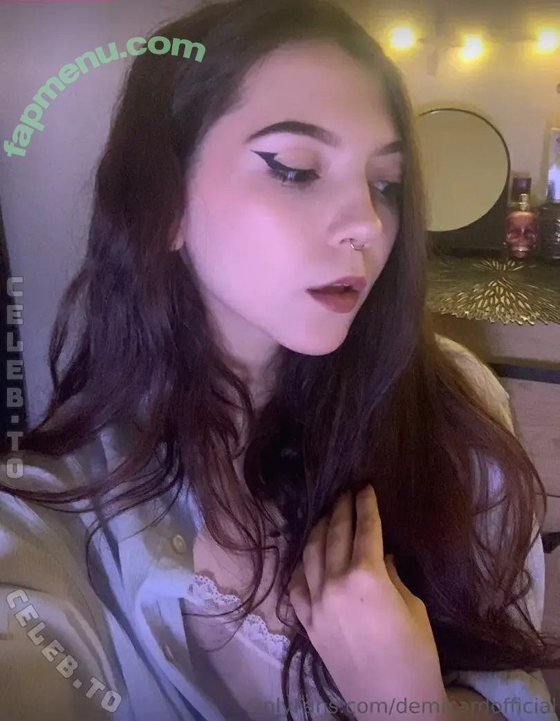 Demicard nude photo #0003 (abbylilone / demicardofficial)