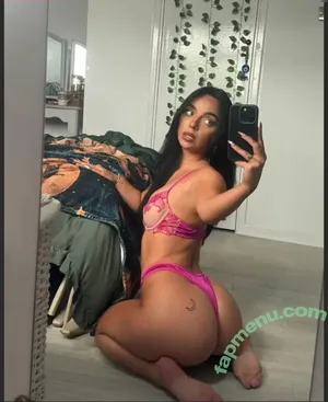  nude photo #0008