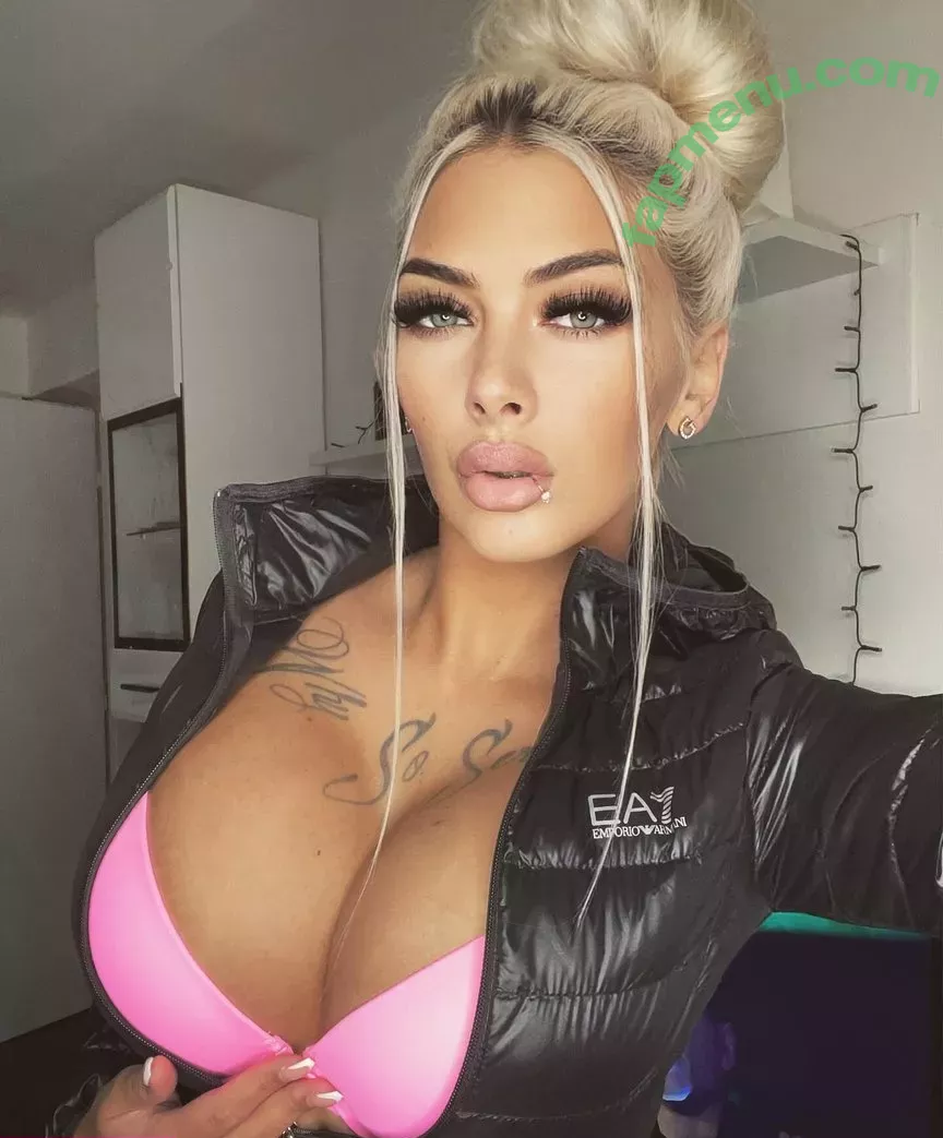 Deminecka nude photo #0006 (Denisa B.)
