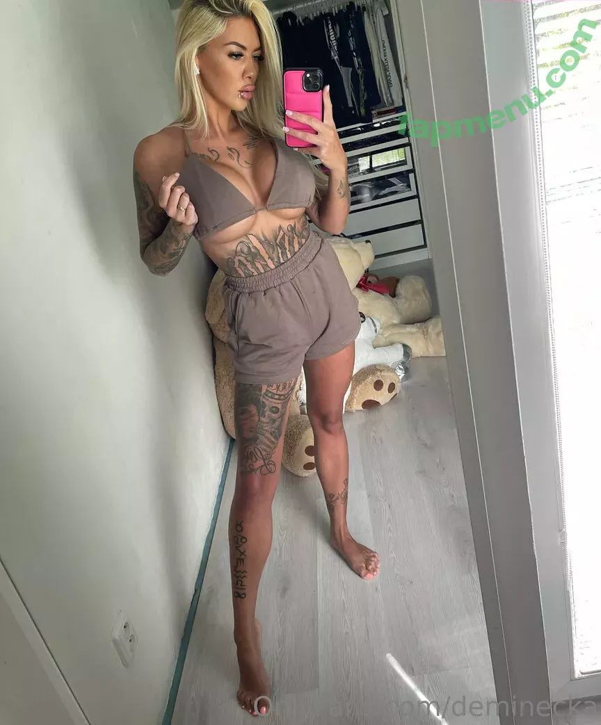 Deminecka nude photo #0051 (Denisa B.)