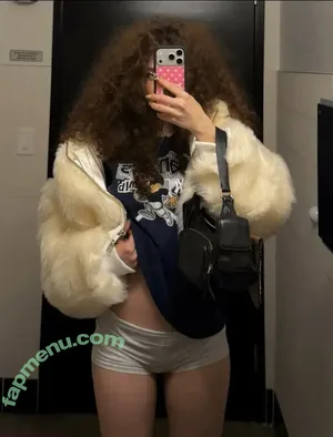 Demitra Kalogeras / demitrakalogeras / kalogerasisters nude photo #0245