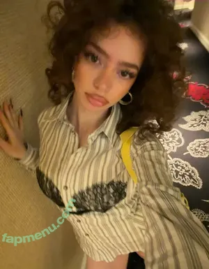 Demitra Kalogeras / demitrakalogeras / kalogerasisters nude photo #0318