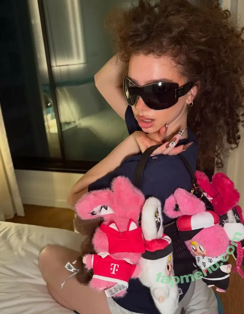 Demitra Kalogeras nude photo #0246 (demitrakalogeras / kalogerasisters)