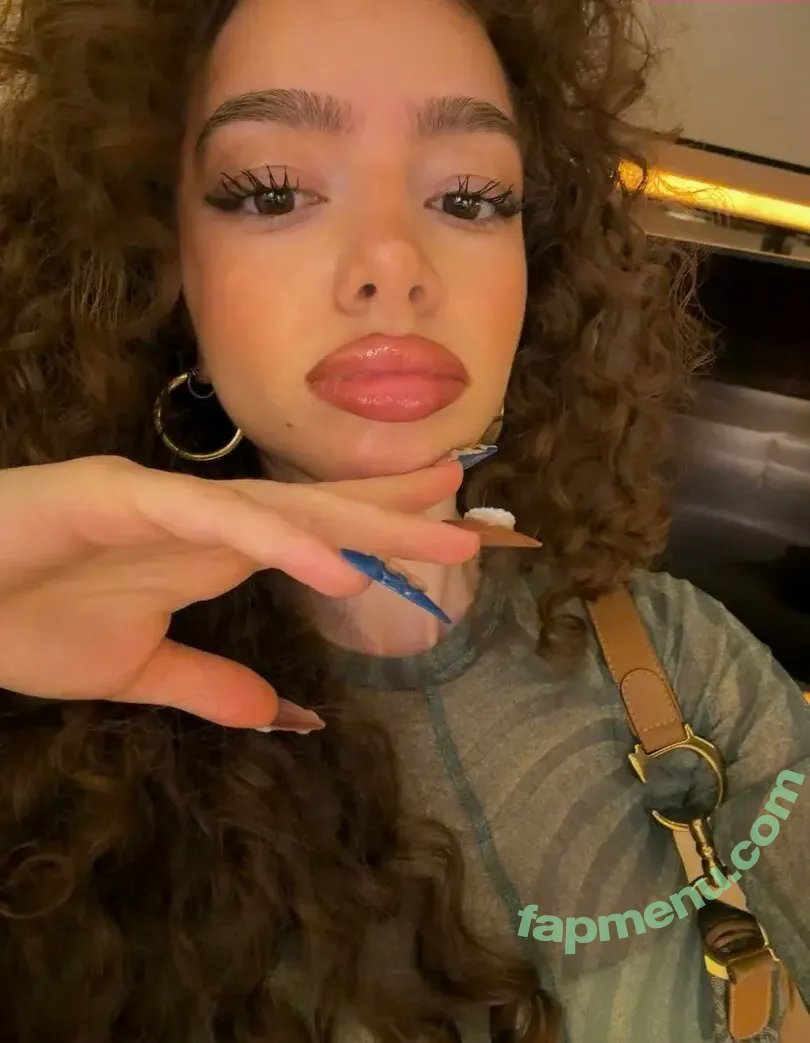 Demitra Kalogeras nude photo #0301 (demitrakalogeras / kalogerasisters)