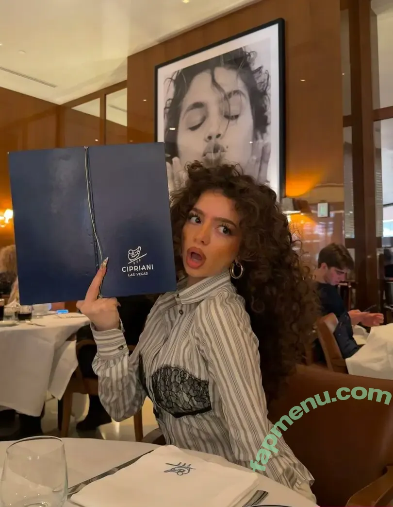 Demitra Kalogeras nude photo #0307 (demitrakalogeras / kalogerasisters)