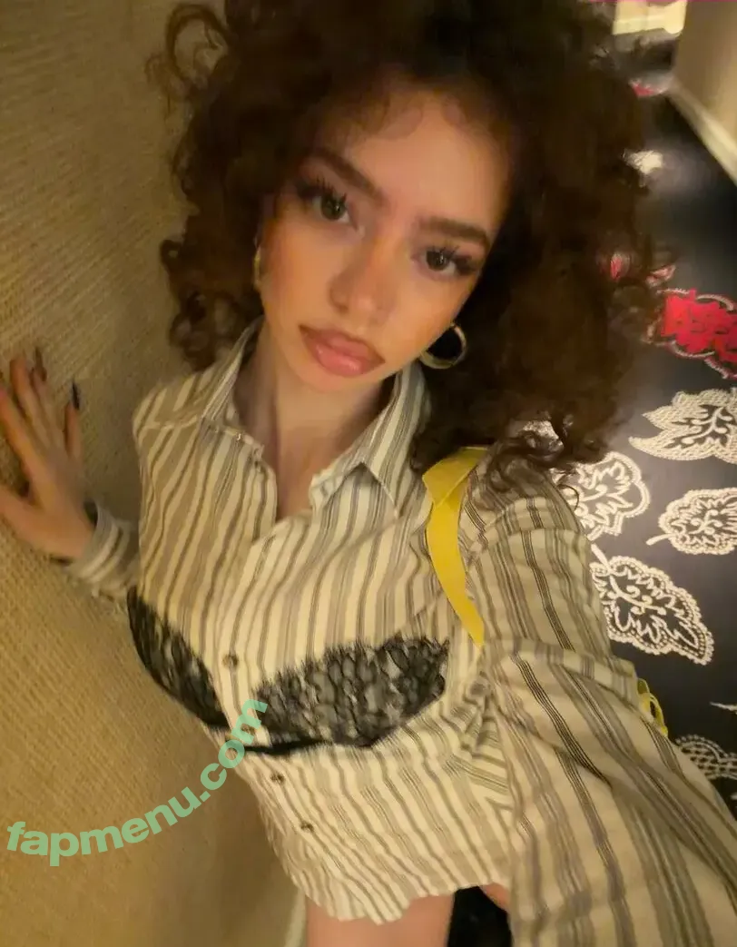 Demitra Kalogeras nude photo #0318 (demitrakalogeras / kalogerasisters)