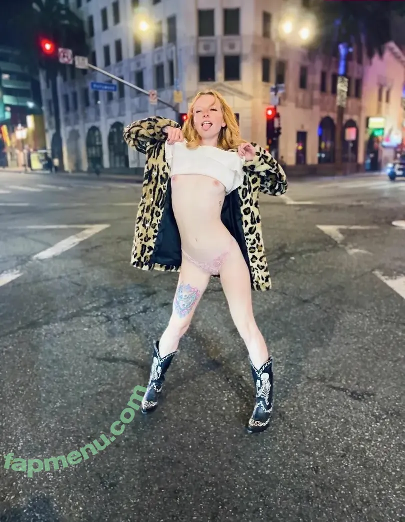 Demon Poptart nude photo #0020 (demonpoptart / random.poptart.demon._ / thedemonpoptart)