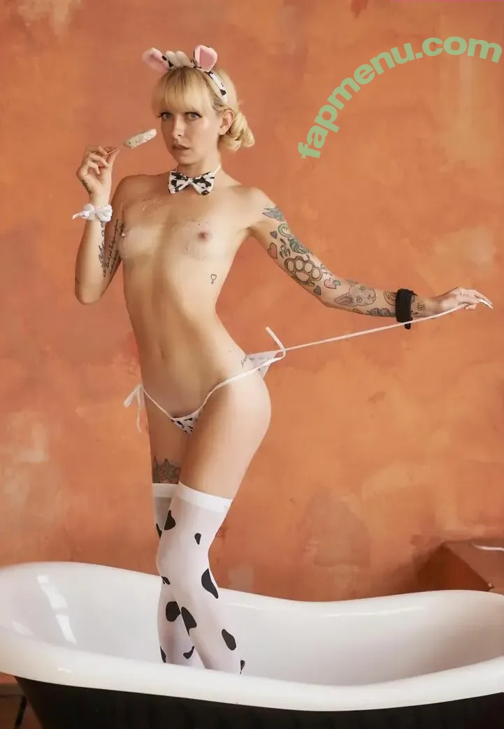 Demon Poptart nude photo #0027 (demonpoptart / random.poptart.demon._ / thedemonpoptart)