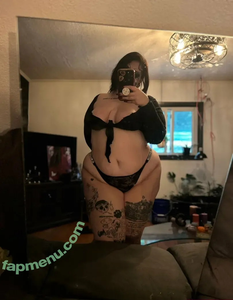 demoncakezzz nude photo #0036 (demoncakezzz)