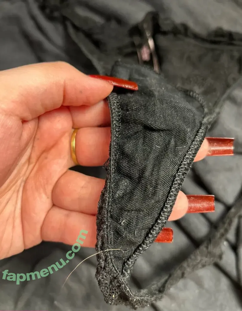 demoncakezzz nude photo #0046 (demoncakezzz)