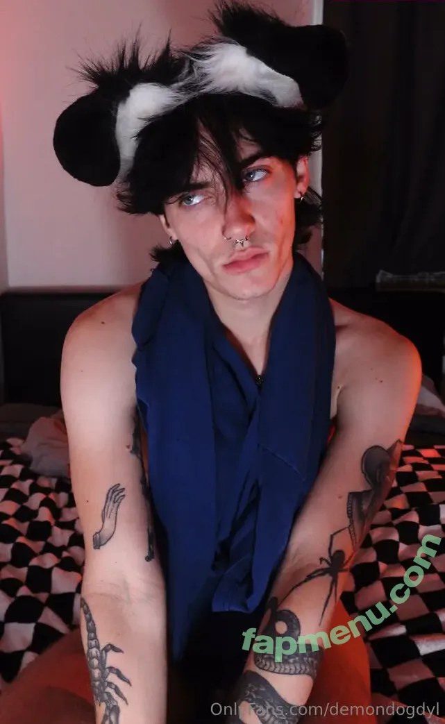 demondogdyl nude photo #0060 (demondogdyl)