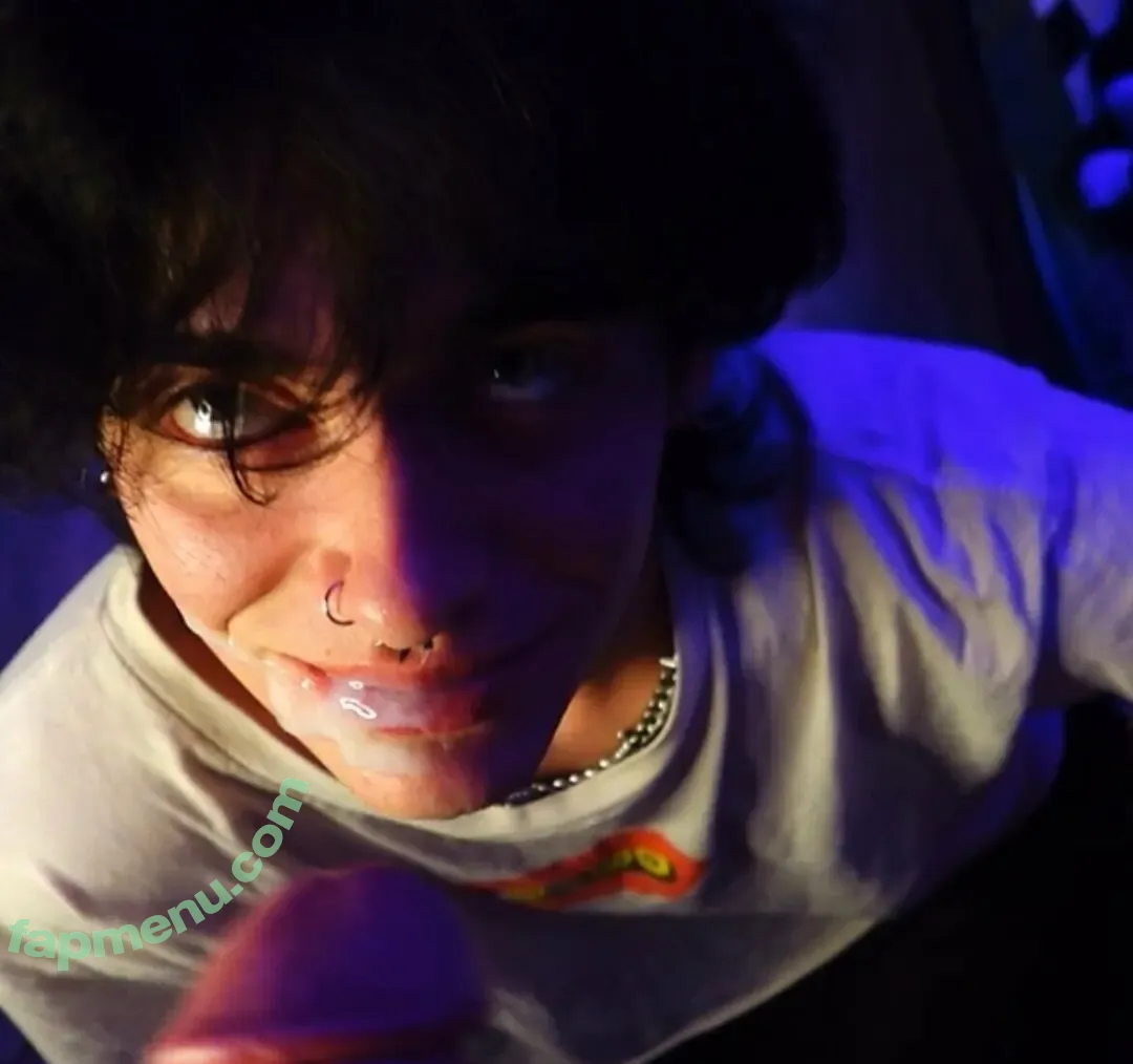 demondogdyl nude photo #0073 (demondogdyl)