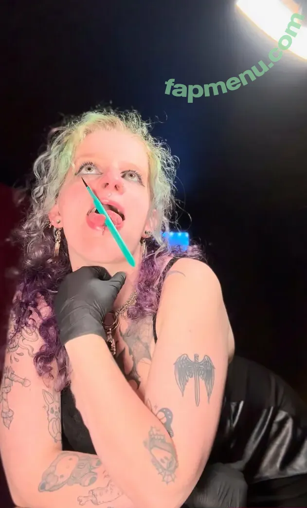 demonlilin nude photo #0050 (praiselilin)