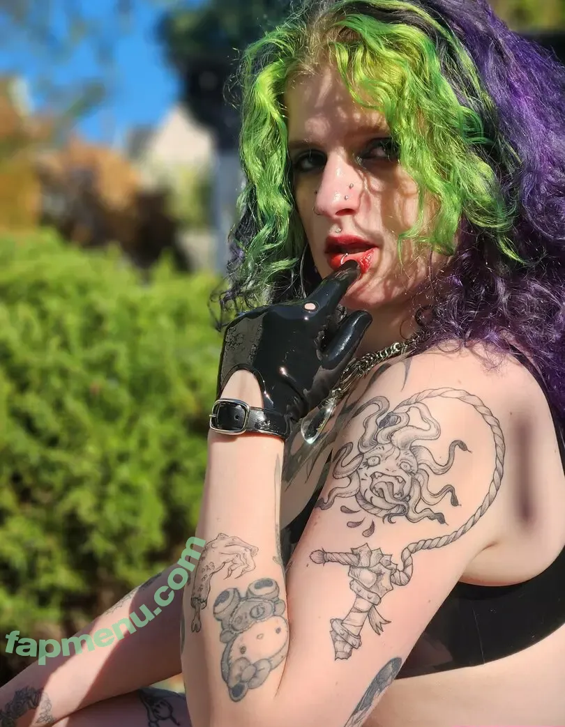 demonlilin nude photo #0056 (praiselilin)