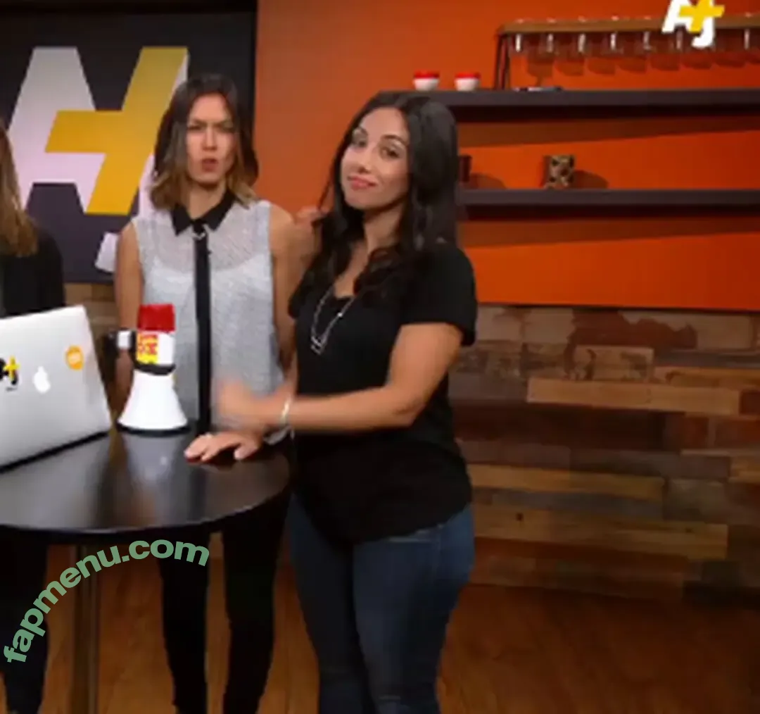 Dena Takruri nude photo #0041 (Palestinian-American reporter / denatakruri)