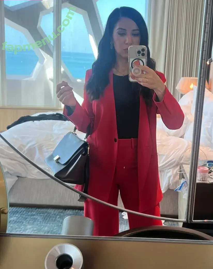 Dena Takruri nude photo #0049 (Dena / Palestinian-American reporter / denatakruri)