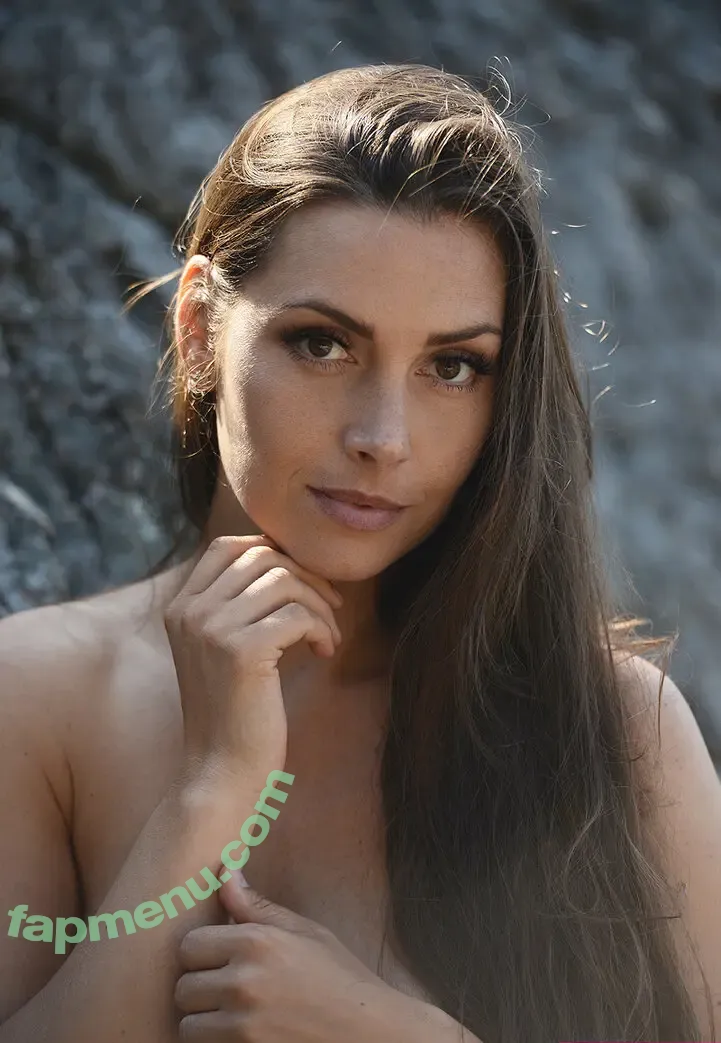 Denice Andree nude photo #0219 (denice_dania / deniceandree / deniceandree_)