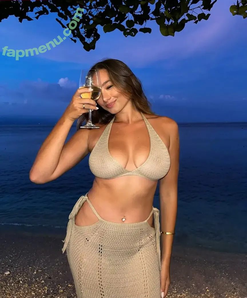 Deniniipeninii nude photo #0002 (deniniipaninii)