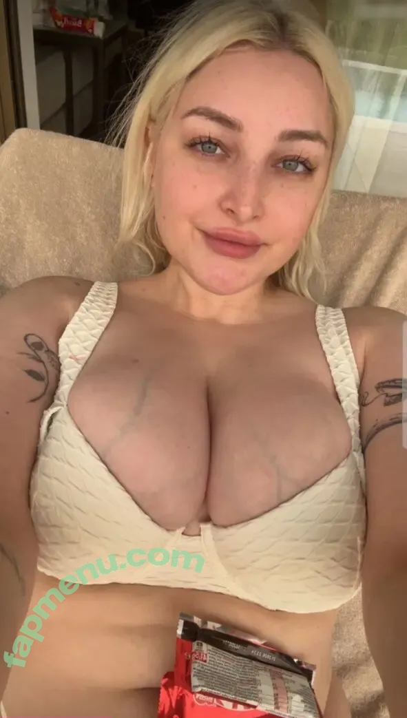 Denise Langemak nude photo #0057 (busty blonde / deniselangemak)