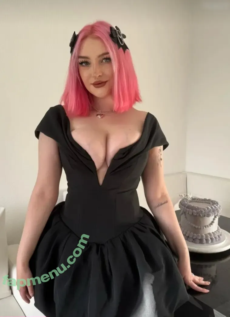 Denise Langemak nude photo #0105 (busty blonde / deniselangemak)