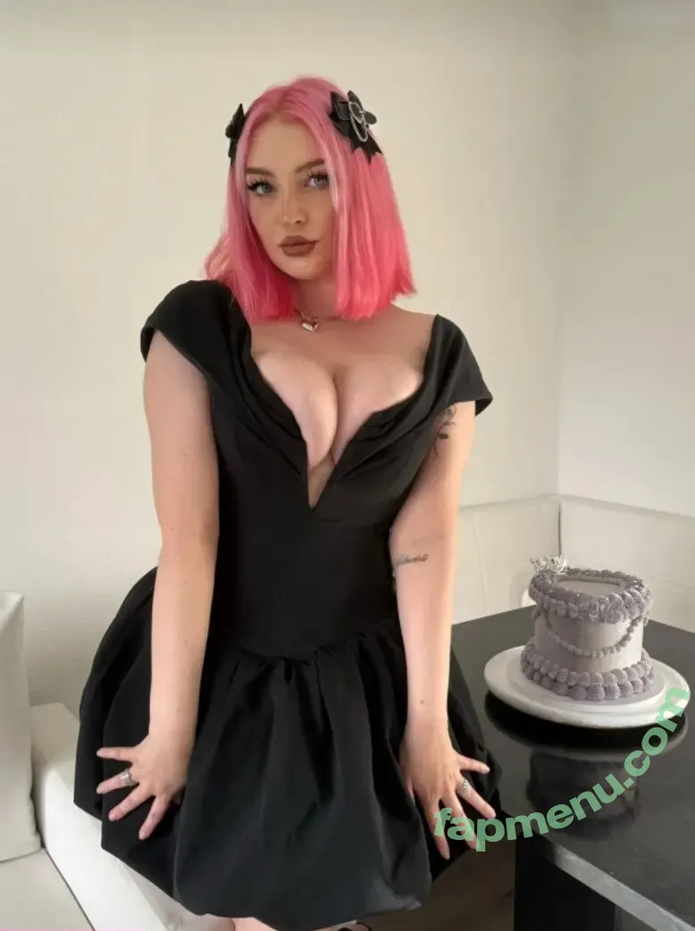 Denise Langemak nude photo #0106 (busty blonde / deniselangemak)