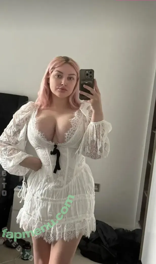 Denise Langemak nude photo #0155 (deniselangemak)